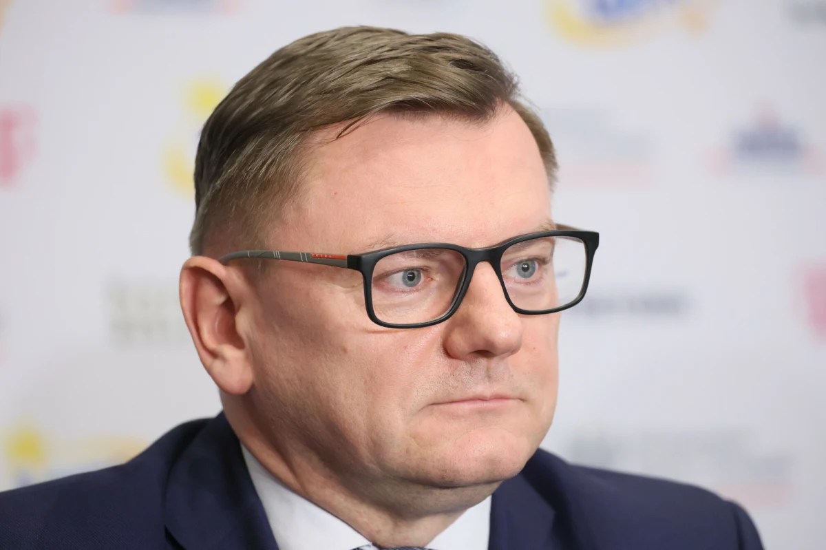 Minister aktywów państwowych Jakub Jaworowski poinformował, że rada nadzorcza Totalizatora Sportowego odwołała ze stanowiska prezesa Rafała Krzemienia. Spółka przekazała, że rozpisała już konkurs na nowego prezesa.