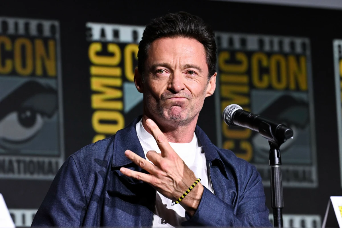 Hugh Jackman ogłosił serię 12 koncertów. Aktor zawładnie sceną nowojorskiej estrady Radio City Music Hall i zaprezentuje największe przeboje z produkcji ekranowych i scenicznych - oczywiście ze swoim udziałem. Pierwszy koncert? Początek 2025 roku. 