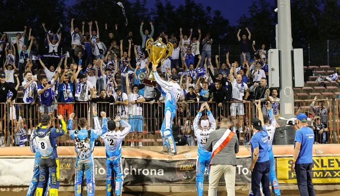 Miliony od prezydenta z miejskiego budżetu. Byle uratować klub