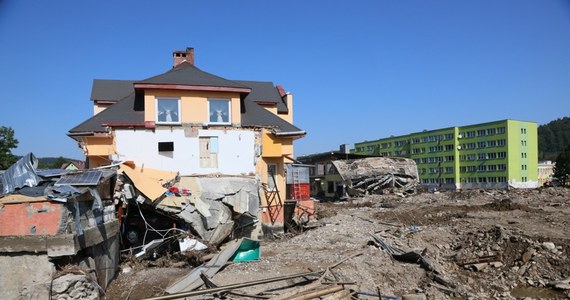 Żołnierz Wojsk Obrony Terytorialnej z 7. Pomorskiej Brygady Obrony Terytorialnej usłyszał zarzuty w związku z okradaniem powodzian - ustalił reporter RMF FM. Śledztwo w tej sprawie prowadzi Żandarmeria Wojskowa w Gdyni i tamtejsza prokuratura rejonowa.