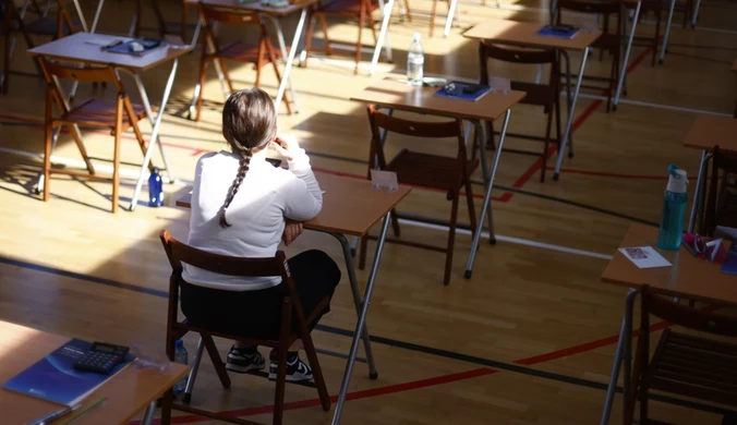 Uczniowie zmierzą się z próbnymi testami. CKE ujawnia szczegóły 