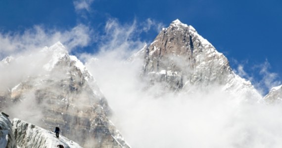 Ekipa dokumentalna National Geographic dokonała niezwykłego odkrycia. Jimmy Chin, Erich Roepke i Mark Fisher poniżej północnej ściany Mount Everestu znaleźli but, a w nim szczątki stopy. Wszystko wskazuje na to, że należą one do Andrew Irvina, znanego jako Sandy, który zaginął 100 lat temu wraz ze słynnym wspinaczem George'em Mallorym.