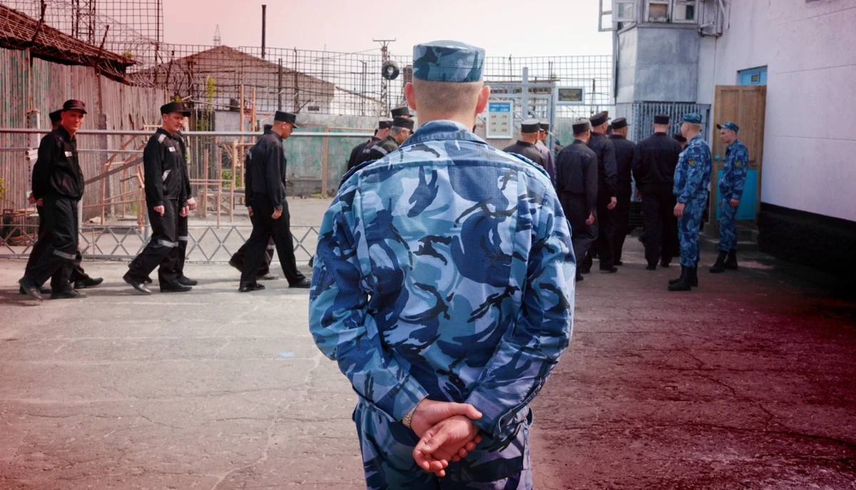 Iwan Połunin w brutalny sposób zamordował matkę swojej córki, bo - jak stwierdził - sprowokowała go, obrażając rosyjskich żołnierzy i Władimira Putina. 41-latek, który wrócił z wojny w Ukrainie, zadał kobiecie kilka ciosów nożem, po czym poćwiartował jej ciało, a fragmenty zwłok wrzucił do kosza.