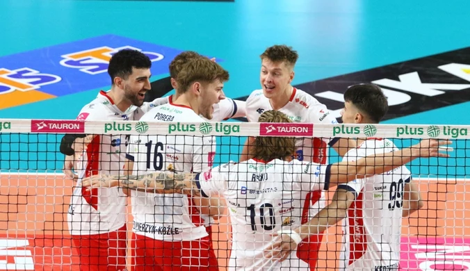 ZAKSA wreszcie przekonująca, Skra odpowiedziała tylko raz. Nie przeszkodził nawet brak Kurka