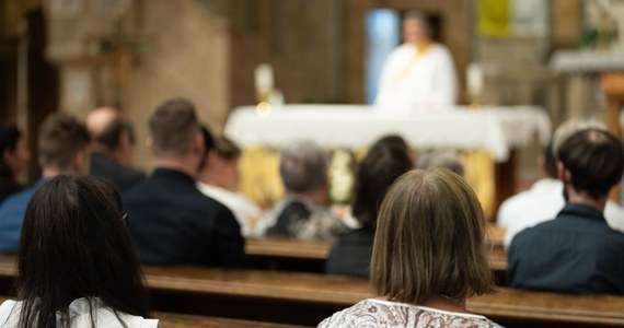 W niedzielę, 13 października odbywa się doroczne liczenie katolików uczestniczących w mszy św. i przystępujących do komunii św. Badanie odbywa się we wszystkich parafiach kraju.  
