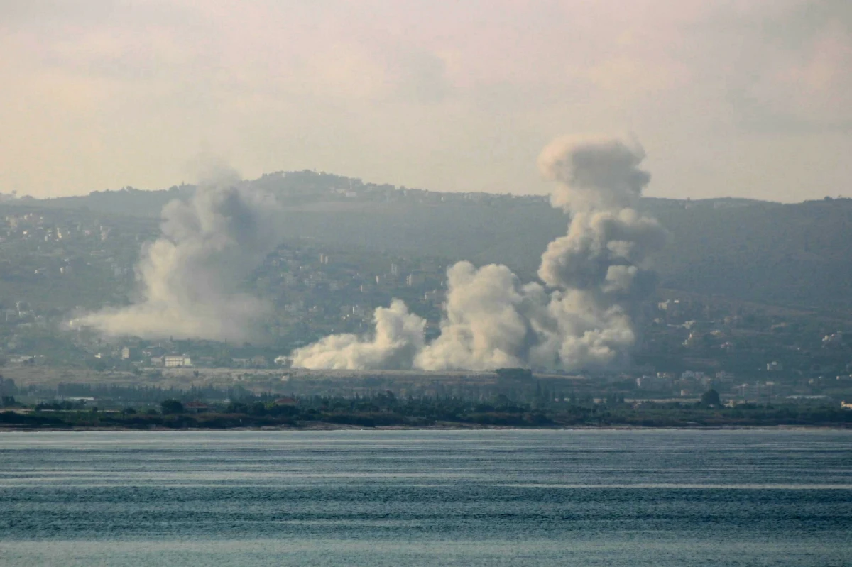 Premier Izraela Beniamin Netanjahu wezwał do pilnej ewakuacji ONZ-owskich sił pokojowych, stacjonujących w południowym Libanie. Wśród nich jest około 230 polskich żołnierzy. 