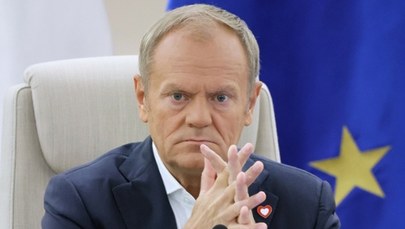 Tusk odpowiada na krytykę: Prawo do azylu jest wykorzystywane instrumentalnie