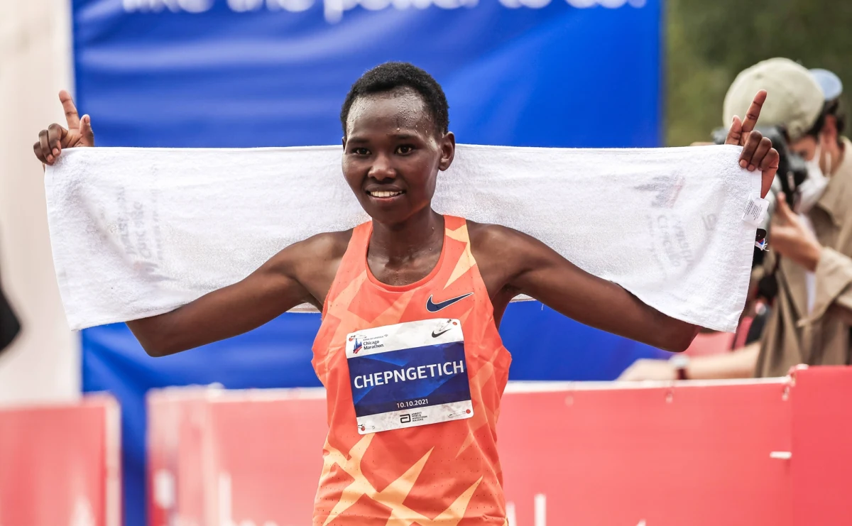 Ruth Chepngetich wygrała w niedzielę maraton w Chicago, przy okazji ustanawiając rekord świata czasem 2:09.56. ​Kenijka jako pierwsza kobieta złamała barierę dwóch godzin i 10 minut.