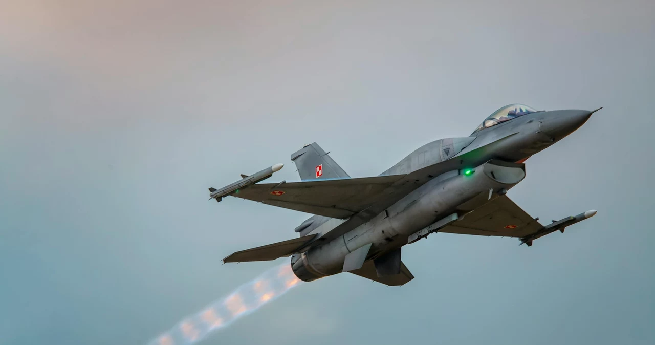 Polskie F-16 i 90 żołnierzy biorą udział w manewrach NATO