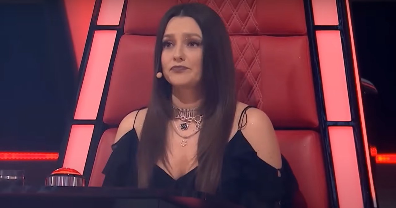 Internauci odkryli, że uczestniczka trwającej edycji "The Voice of Poland" Iga Lewandowska prywatnie jest w związku z Wojtkiem Olińskim, gitarzystą współpracującym z Lanberry. Jak te doniesienia skomentowała trenerka show TVP?