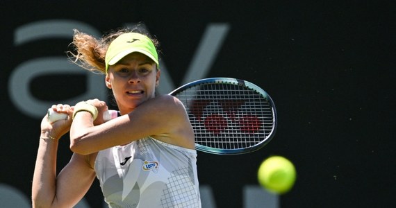 Magda Linette odpadła w pierwszej rundzie turnieju WTA 500 w chińskim Ningbo. Polka przegrała z Czeszką Kateriną Siniakovą 2:6, 4:6.