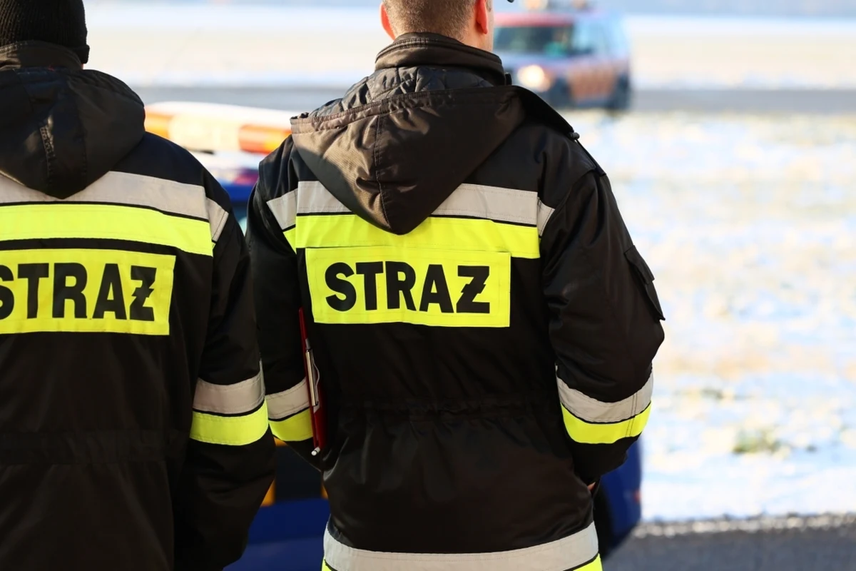 Mieli uczyć się o bezpieczeństwie, a w najbliższym czasie przećwiczyć ewakuację. Okazało się, że rzeczywistość zmusiła uczniów i pracowników szkoły w Olszewie w woj. warmińsko-mazurskim do przeprowadzenia akcji w warunkach realnego zagrożenia.