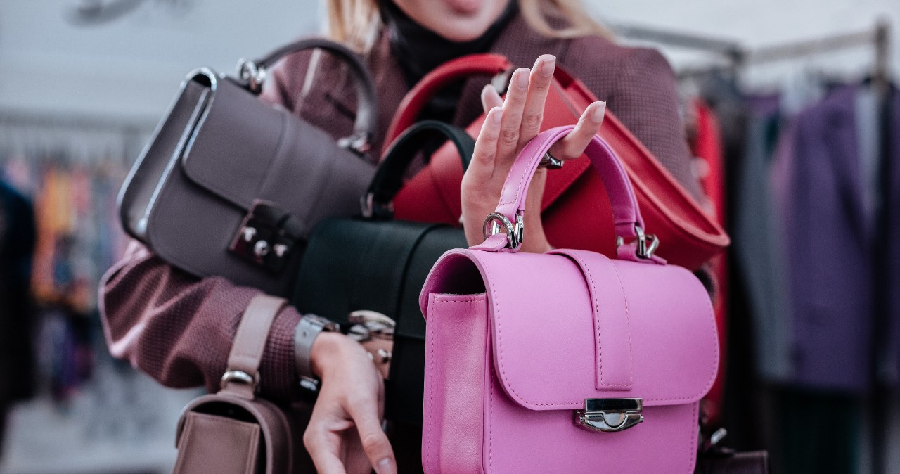 Tę torebkę niedługo będą nosić wszyscy. Kup, póki w sieciówkach jest wybór