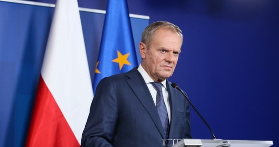 Premier Donald Tusk powiedział na konferencji prasowej w Brukseli, że wszyscy przywódcy na szczycie UE rozumieli, że nadzwyczajna sytuacja na wschodniej granicy Polski wymaga odpowiednich metod działania. Szef polskiego rządu dodał, że liczy na to, iż same zapowiedzi, że Polska będzie ograniczać wnioski azylowe oraz przyjęcie odpowiednich narzędzi prawnych zniechęcą do nielegalnych migracji.