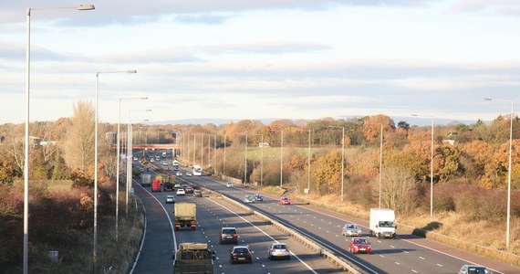 Pięć osób zginęło, a jedna jest w stanie krytycznym po wypadku drogowym, do jakiego doszło na autostradzie w północnej Anglii. Wśród ofiar jest mieszkający w Szkocji Polak i członkowie jego rodziny. Jak podała lokalna policja i brytyjskie media, sprawcą miał być kierowca jadący pod prąd.