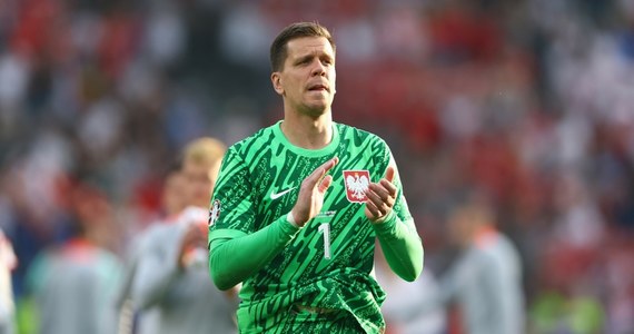 Wojciech Szczęsny przyznał, że jest już gotowy, aby zagrać w niedzielnym meczu przeciwko Sevilli. Decyzja, czy tak się stanie, należy jednak do trenera FC Barcelona Hansiego Flicka. Sztab klubu jest jednak zaskoczony dobrą formą Polaka. 