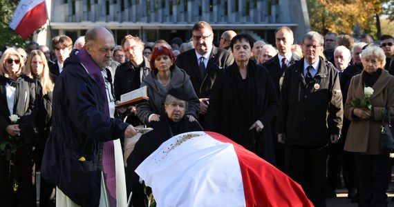 Na Powązkach Wojskowych w Warszawie pochowano Leszka Moczulskiego, działacza opozycji antykomunistycznej, twórcę Konfederacji Polski Niepodległej i publicystę. Zmarł 10 października w wieku 94 lat. 