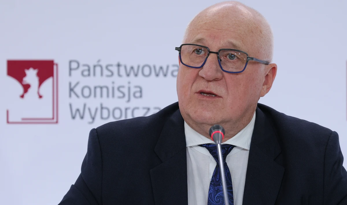28 października, poniedziałek - to termin najbliższego posiedzenia Państwowej Komisji Wyborczej. PKW ma w tym dniu dyskutować o sprawozdaniach partii za 2023 rok. Nie jest jednak przesądzone, że zapadną ostateczne decyzje w sprawie sprawozdania Prawa i Sprawiedliwości.