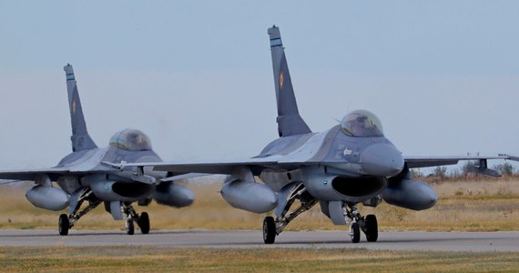 Avertisment pentru public. România a luat F-16