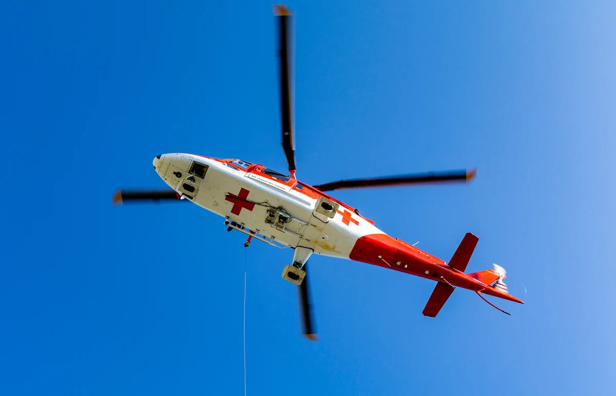 Tragiczne wieści doszły do Polski w sobotę wieczorem. Słowacka Horska Zachranna Slużba (HZS) poinformowała, że na jednym ze szlaków w Tatrach Wysokich zmarł 67-letni turysta z naszego kraju. 