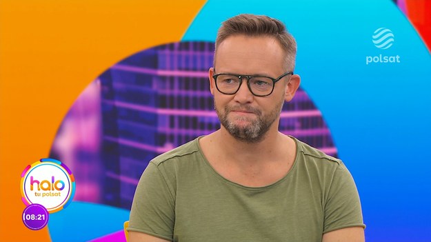 Gościem “halo tu polsat” był Michał Sobkowski, dziennikarz Radia ESKA, który wraz z Maćkiem i Agnieszką poruszył temat tragicznej śmierci byłego członka zespołu One Direction – Liama Payne’a. Nie zabrakło także wspomnienia innych młodych artystów, którzy odeszli za wcześniej, między innymi Kurta Cobaina czy Amy Winehouse.