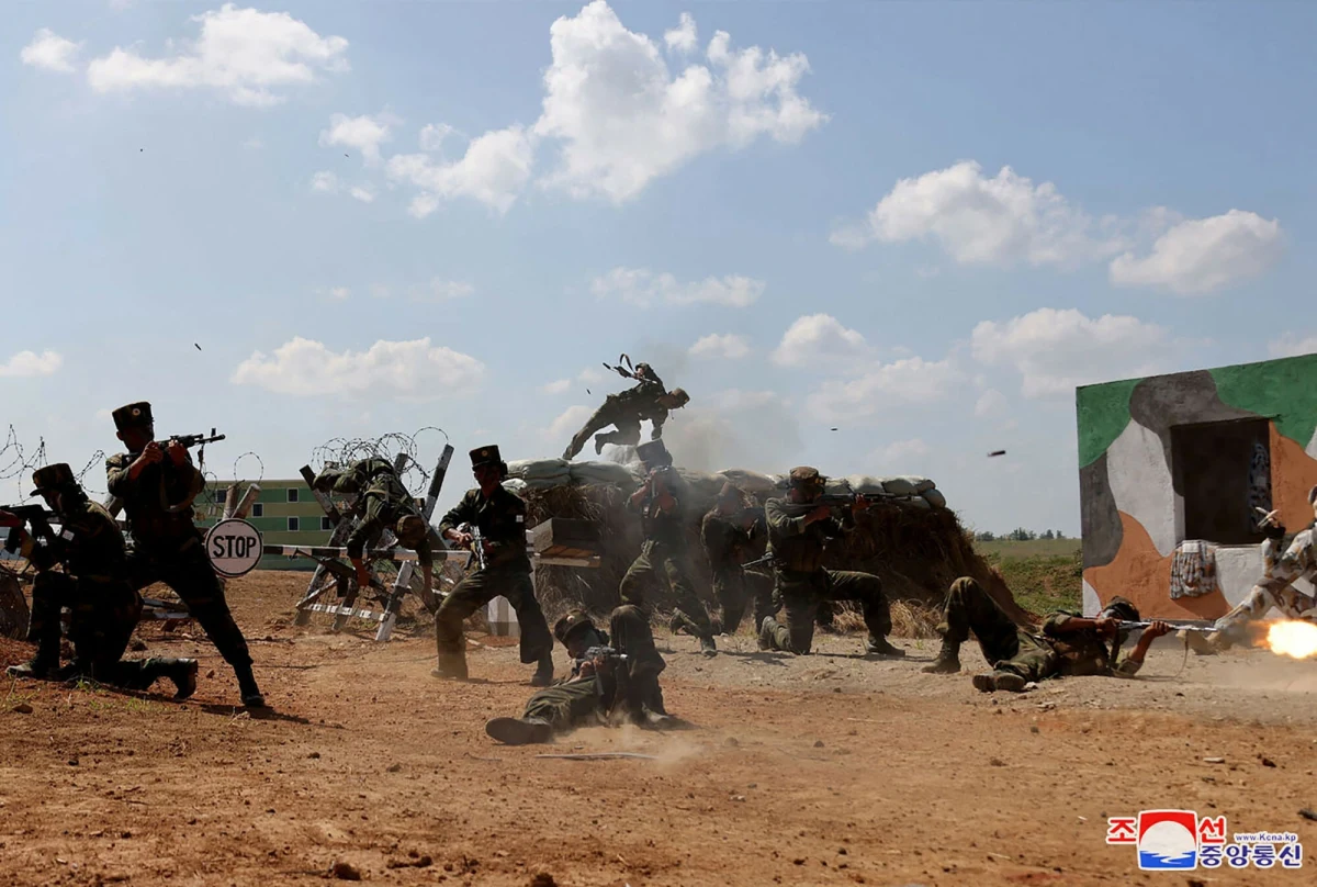 Kijów opublikował nagranie, które ma potwierdzać, że północnokoreańscy żołnierze przechodzą szkolenia w rosyjskich obozach wojskowych zanim dołączą do armii walczącej na froncie w Ukrainie.