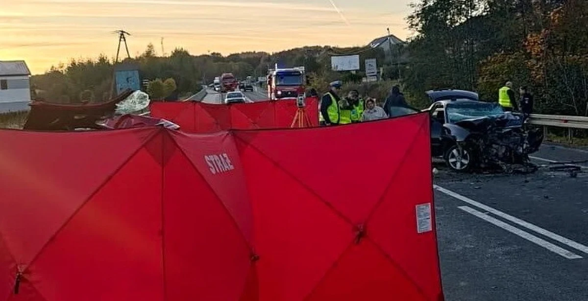 Trzy osoby nie żyją - to tragiczny bilans wypadku w Mucharzu w powiecie wadowickim w Małopolsce. Informację o tym zdarzeniu otrzymaliśmy na Gorącą Linię RMF FM. 