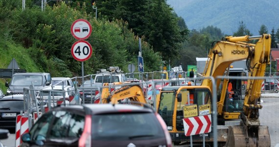 Utrudnienia czekają przez najbliższe dwa dni kierowców na zakopiance. Przy wjeździe do Zakopanego trzeba spodziewać się sporych korków.