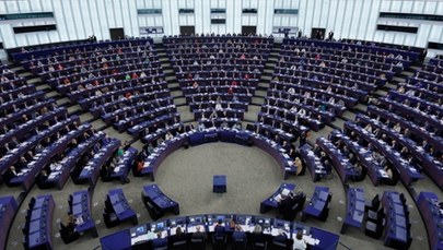 Parlament Europejski zatwierdził pożyczkę 35 mld euro dla Ukrainy. "Płaci Rosja"