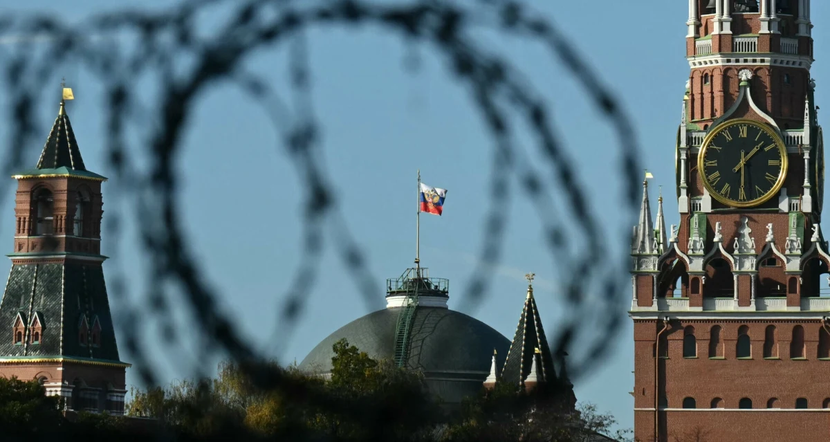 Moskwa chce utajnić prace rządu na wypadek stanu wojennego - ustaliły rosyjskie media. Z tego powodu przygotowany został projekt nowelizacji ustawy, którego celem jest poprawa bezpieczeństwa organów administracji rządowej podczas stanu wojennego.