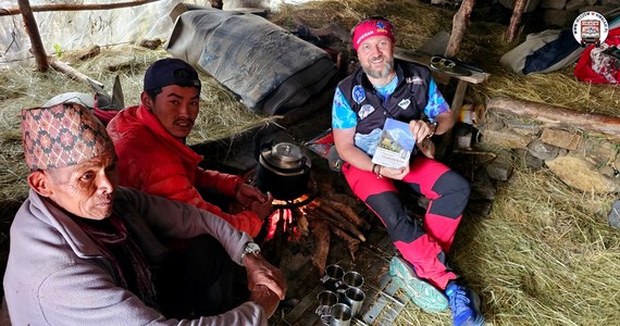 Cel wyprawy "Jelczem w Himalaje. Śladami uczestników" został osiągnięty. Po kilkudniowym trekkingu cała ekipa dotarła do historycznej bazy - miejsca, skąd w 1979 roku uczestnicy pamiętnej wyprawy na Annapurnę wyruszyli do góry.