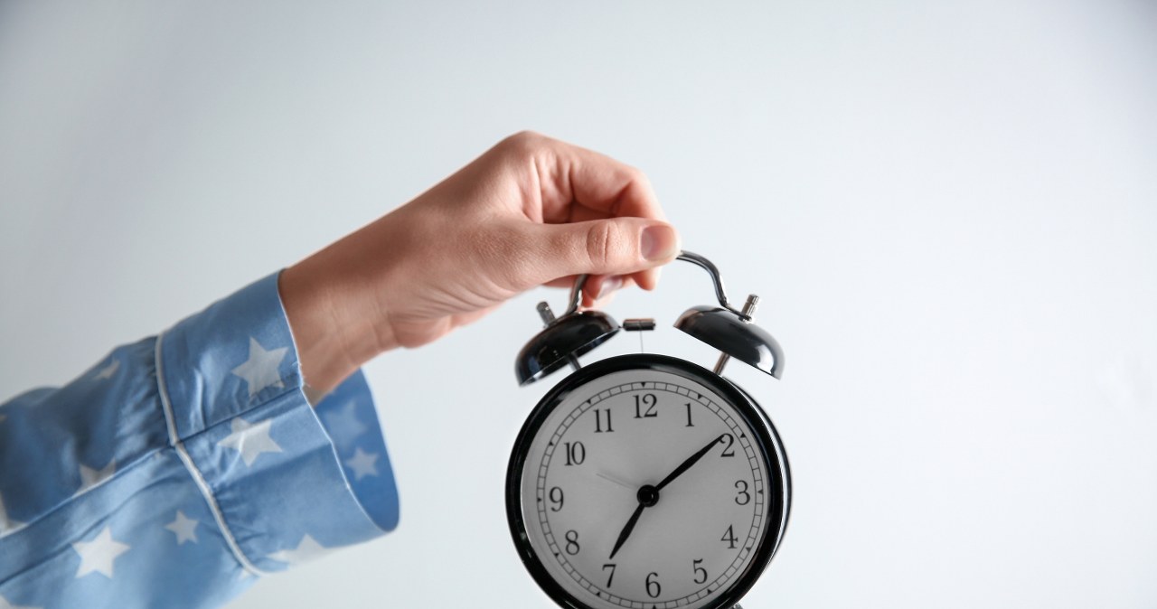 Znowu musimy to zrobić. Trzeba będzie przestawić zegarki