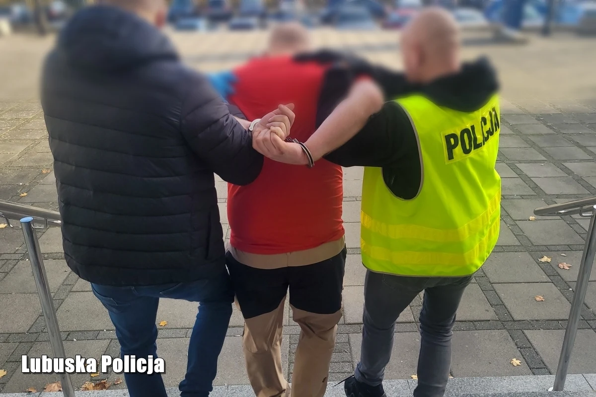 W Zielonej Górze zatrzymano mężczyznę podejrzanego o kradzież bmw w Międzyrzeczu – poinformowała rzeczniczka zielonogórskiej policji, podinsp. Małgorzata Stanisławska. 40-latek trzeźwieje w policyjnej celi.