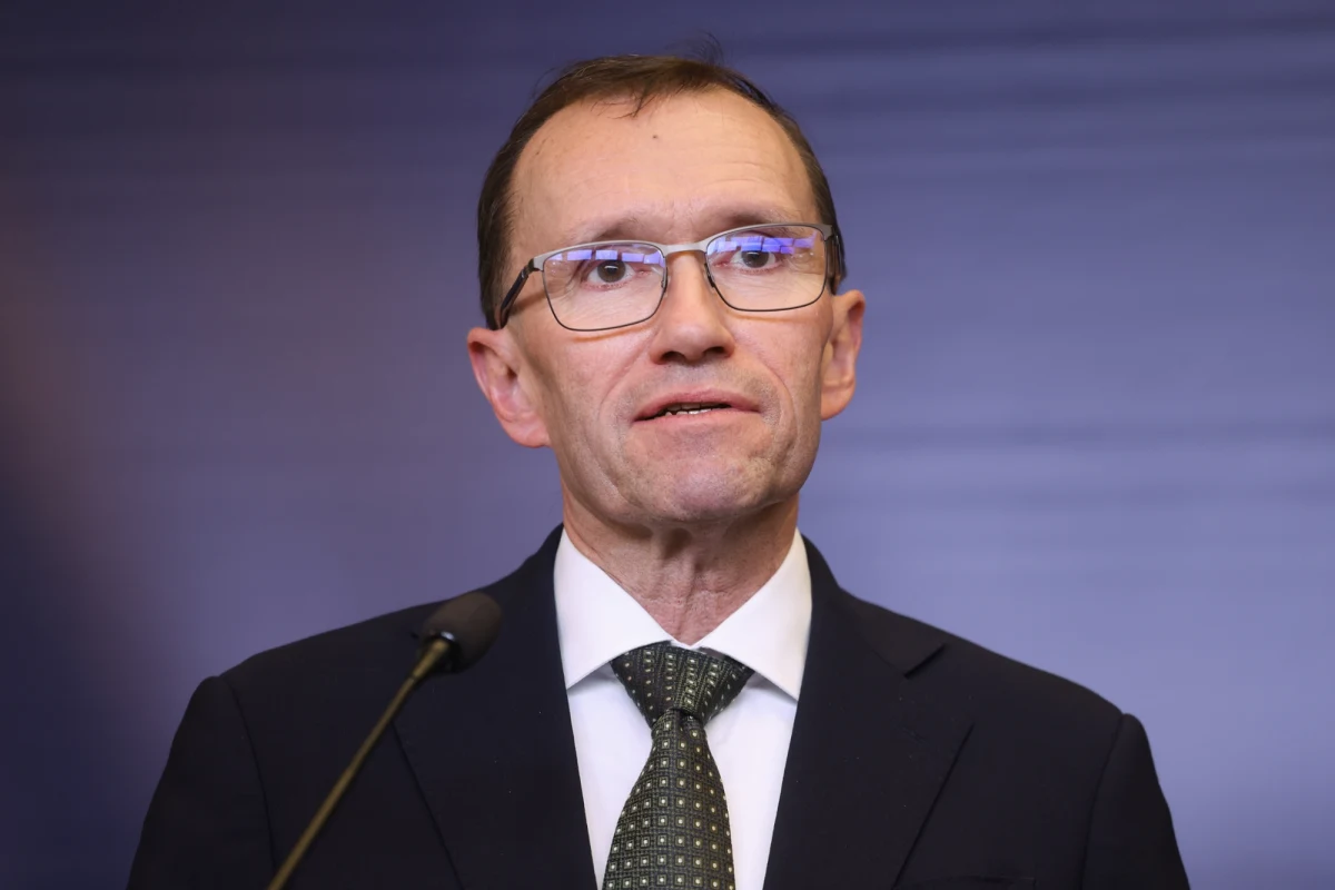 Szef norweskiego MSZ pochwalił Polskę. Espen Barth Eide, który w Warszawie spotkał się z ministrem spraw zagranicznych Radosławem Sikorskim, powiedział, że "jest pod wrażeniem" zobowiązań sojuszniczych naszego kraju w kontekście NATO. Podczas spotkania dyplomaci omawiali ponadto m.in. kwestie polityki międzynarodowej, bezpieczeństwa i współpracy energetycznej.