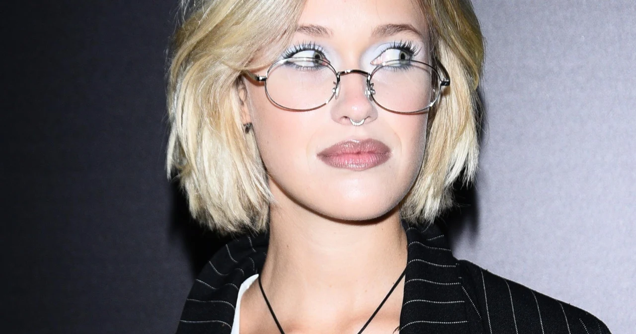 Od lat mierzy się z porównaniami do ojca. To dlatego musiała zrezygnować