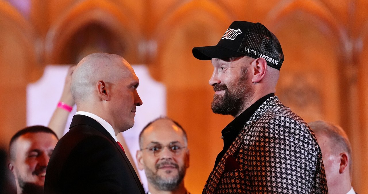 Oleksandr, Usyk, grudniu, ponownie, skrzyżuje, rękawice, Tysonem, Furym, stawką, będą, cztery, pasy, mistrza, świata, kategorii, Usyk kontra Fury: Zaskakujący wybór stroju na pierwszą konferencję