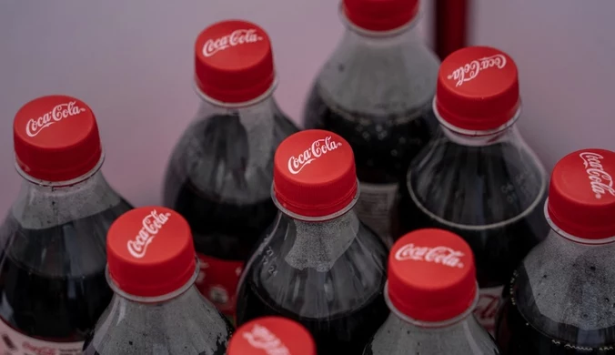 Coca-Cola wydała komunikat. Z rynku zniknie 26 mln butelek napojów