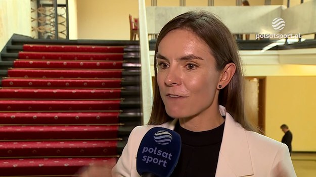 Minister sportu i turystyki Sławomir Nitras zaprezentował w piątek założenia zmian w polskim sporcie, których zwieńczeniem ma być organizacja igrzysk olimpijskich w 2040 lub 2044 roku. - Najpilniejszym zadaniem jest przekonanie polskiego społeczeństwa, jak ważny jest sport w naszym życiu - powiedziała Maja Włoszczowska, dwukrotna wicemistrzyni olimpijska w kolarstwie górskim, członkini MKOl-u.

