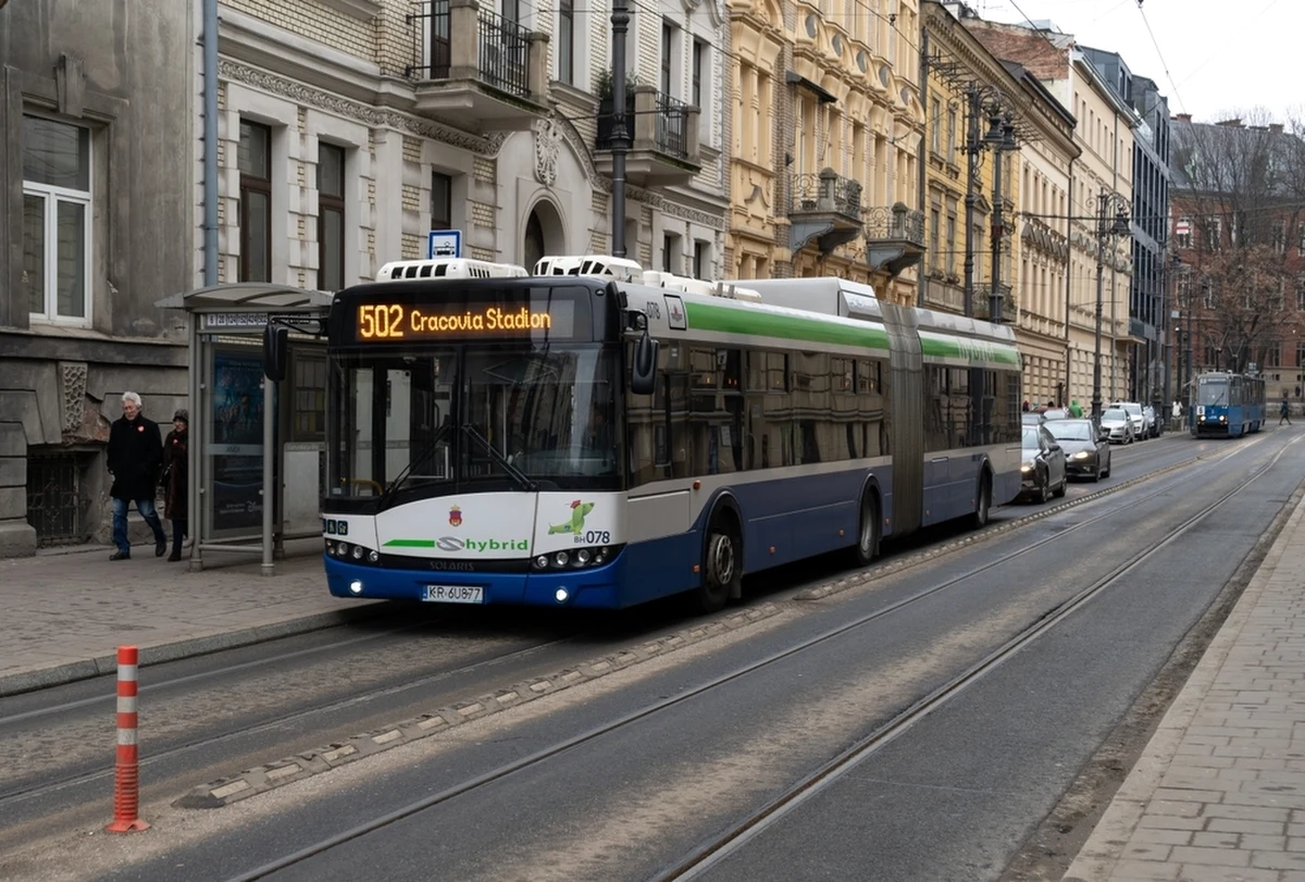 Specjalne linie autobusowe i tramwajowe wyjadą na ulice Krakowa z związku ze zbliżającym się dniem Wszystkich Świętych. Zmiany zaczną obowiązywać już w sobotę.  
