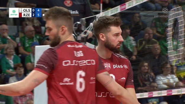 Indykpol AZS Olsztyn – Asseco Resovia Rzeszów 0:3 (22:25, 14:25, 18:25). Siatkówka, PlusLiga 2024/2025 - 9. kolejka. MVP: Bartosz Bednorz (19/26 = 73% skuteczności w ataku + 1 blok; 70% pozytywnego przyjęcia).