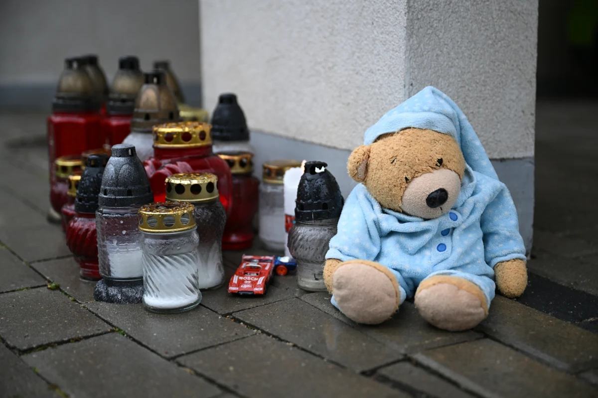 Prokuratura umorzyła śledztwo przeciwko Grzegorzowi B. podejrzanemu o zabójstwo ze szczególnym okrucieństwem sześcioletniego syna - poinformowała Prokuratura Okręgowa w Gdańsku. Powodem umorzenia była śmierć sprawcy.