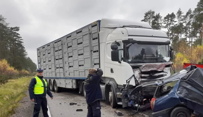 Tragiczny wypadek na Pomorzu. Nie żyją trzy osoby