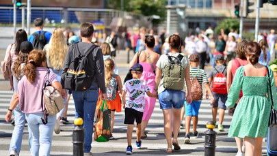 Sondaż ws. związków partnerskich zaskakuje. Seniorzy "za", młodzi też, ale z rezerwą