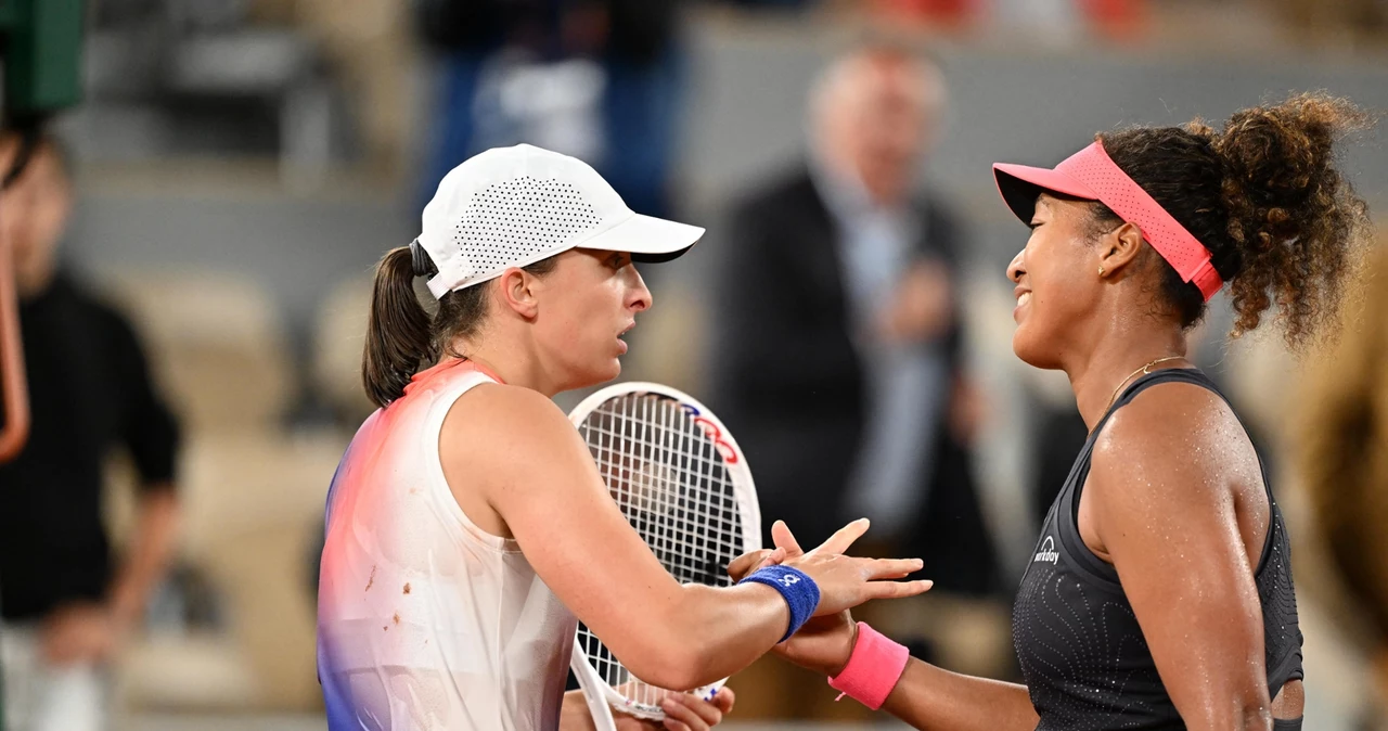 Iga Świątek i Naomi Osaka