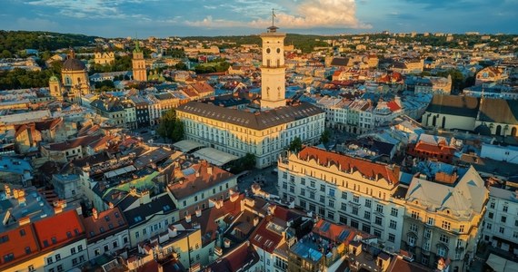 Na wniosek deweloperów sąd apelacyjny w Kijowie unieważnił uchwałę radnych Lwowa w sprawie miejscowego planu architektoniczno-budowlanego. Władze uważają, że zagrożony jest historyczny kształt tego zabytkowego miasta.