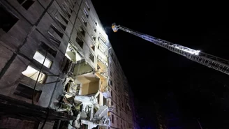 Rosyjska bomba uderzyła w blok w Charkowie. Są ofiary śmiertelne