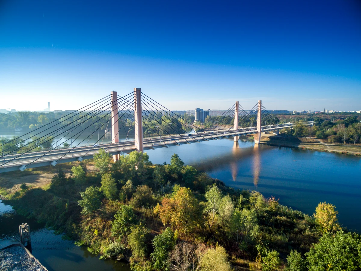 Są wyniki sekcji zwłok mężczyzny z Wrocławia, którego ciało wypłynęło z Odry w sobotnią noc. Według nieoficjalnych informacji 54-latek miał być skrępowany. Badanie zwłok nie potwierdza jednak udziału osób trzecich. 