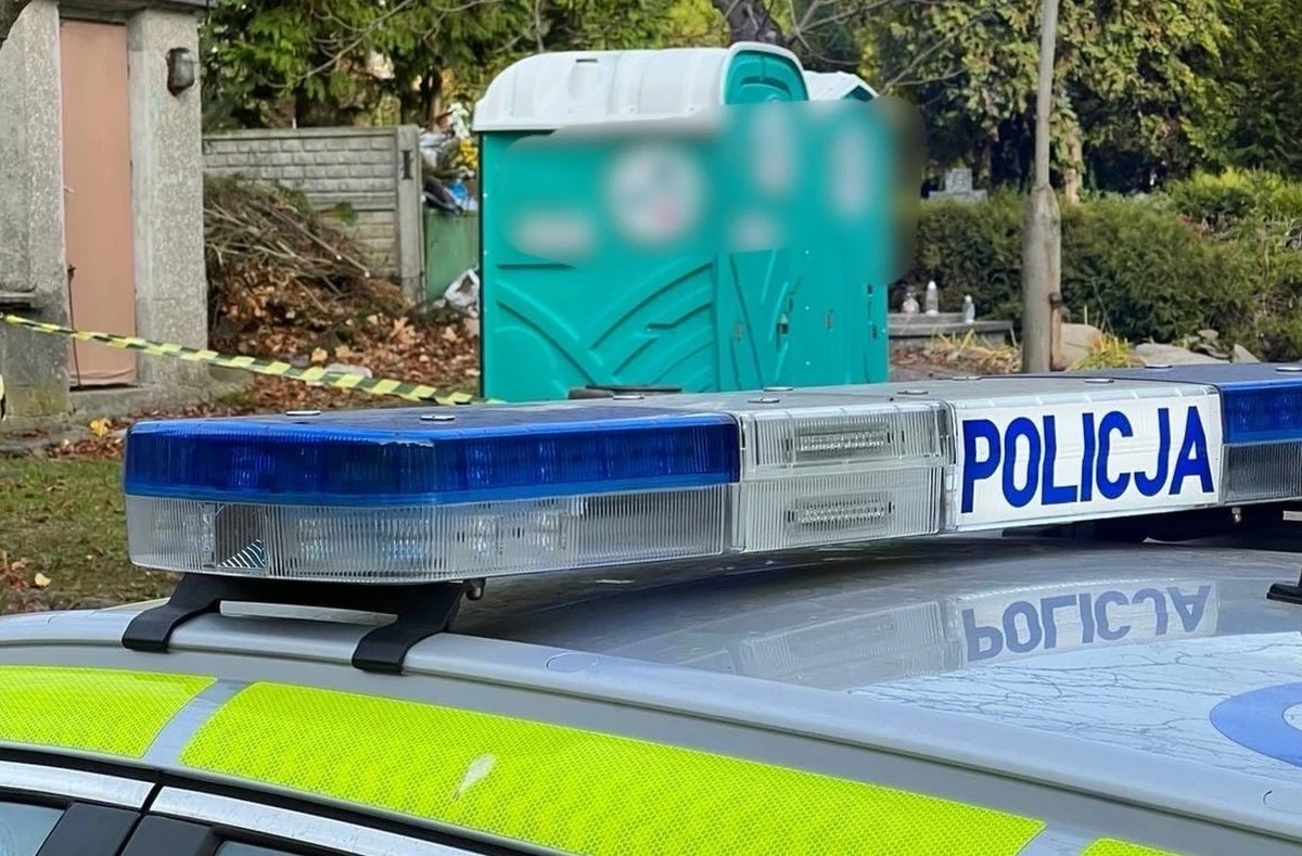 Przy głównym wejściu na największy cmentarz w Gdańsku na Łostowicach znaleziono niewybuch. Pirotechnicy stwierdzili, że przedmiot przypomina granat F-1. Został on wywieziony na poligon w Strzepczu niedaleko Wejherowa. 