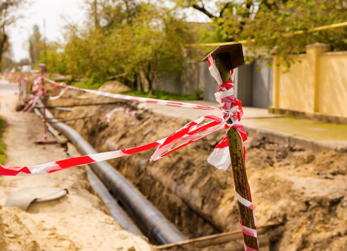 ​W Sufczynie koło Brzeska w Małopolsce podczas prac ziemnych doszło do uszkodzenia rury gazowej. Ze znajdujących się w sąsiedztwie żłobka i przedszkola ewakuowano 59 dzieci.
