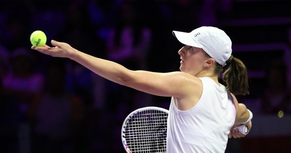 Zaskakująca informacja prosto z Rijadu. Iga Świątek nie zagra w czwartek w meczu fazy grupowej WTA Finals z Jessicą Pegulą. Amerykanka wycofała się z dalszej rywalizacji. W jej miejsce czwartkową rywalką Polki będzie rezerwowa, Rosjanka Daria Kasatkina.